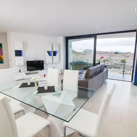 Il Distinto - Luxury Swimming Pool View House